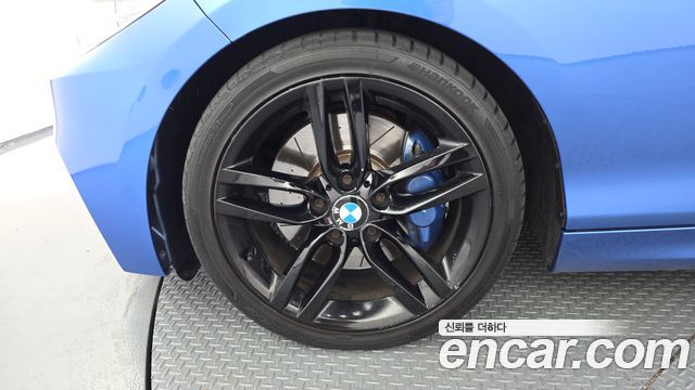 BMW 2 Series (F22) 220d M Sport Coupe 2014 — фото 5