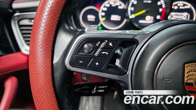 Porsche Panamera (971) 2.9 AWD E-Hybrid 2019 — фото 34