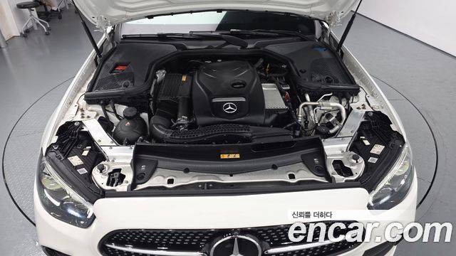 Mercedes-Benz E-Class (W213) E250 AMG Line 2023 — фото 6