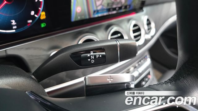 Mercedes-Benz E-Class (W213) E250 AMG Line 2023 — фото 9