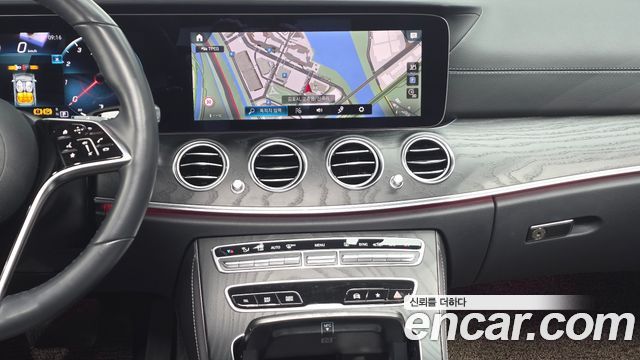 Mercedes-Benz E-Class (W213) E250 AMG Line 2023 — фото 13