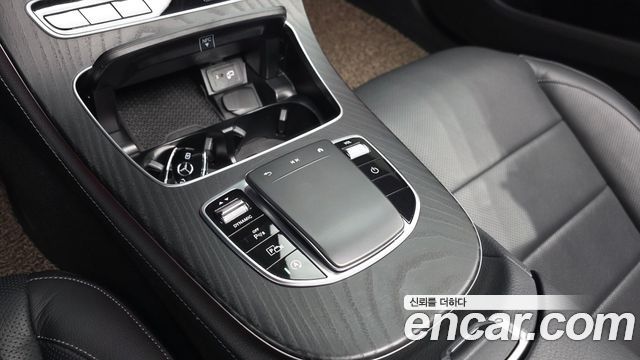 Mercedes-Benz E-Class (W213) E250 AMG Line 2023 — фото 30