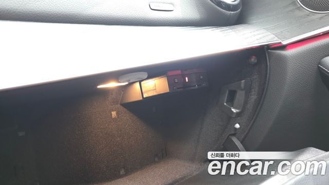 Mercedes-Benz E-Class (W213) E250 AMG Line 2023 — фото 32