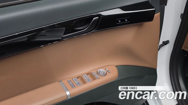 Hyundai Grandeur (GN7) 3.5 LPG 2WD Exclusive 2023 — фото 19