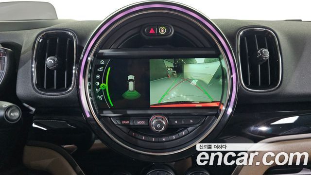 MINI Cooper D Countryman ALL4 HIGH 2nd 2018 — фото 15