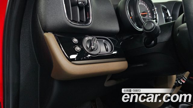 MINI Cooper D Countryman ALL4 HIGH 2nd 2018 — фото 19