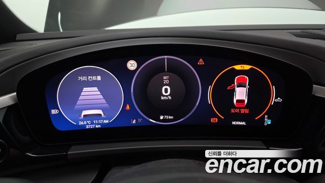 Porsche Macan EV Base 4 2025 — фото 8