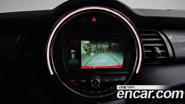 MINI Cooper Standard Third Generation 2021 — фото 15