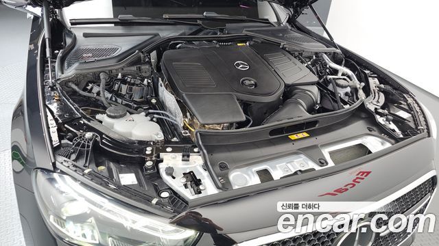 Mercedes-Benz E-Class (W214) E300 4MATIC AMG Line 2025 — фото 6