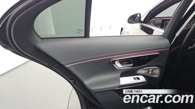 Mercedes-Benz E-Class (W214) E300 4MATIC AMG Line 2025 — фото 31