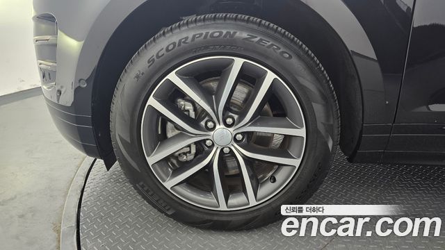 Land Rover Range Rover Evoque (II) P250 Dynamic SE 2025 — фото 5
