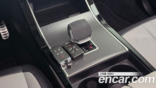 Land Rover Range Rover Evoque (II) P250 Dynamic SE 2025 — фото 9