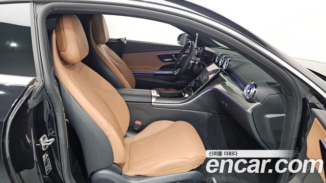 Mercedes-Benz CLE-Class (C236) CLE200 Coupe 2024 — фото 32