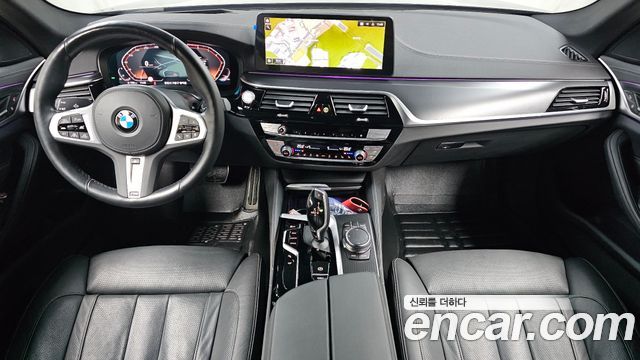BMW 5 Series (G30) 520i M Sport 2023 — фото 7