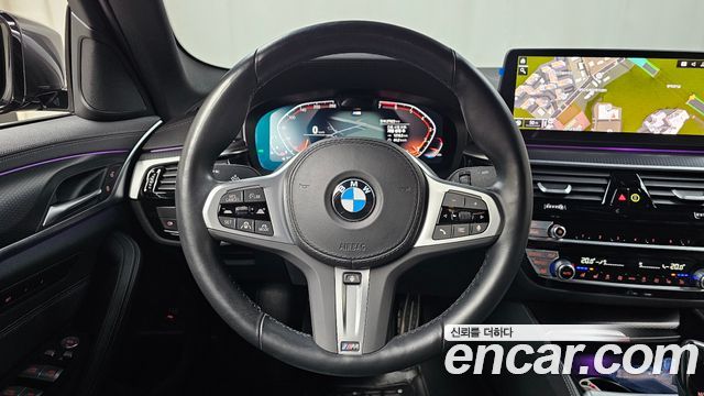 BMW 5 Series (G30) 520i M Sport 2023 — фото 13