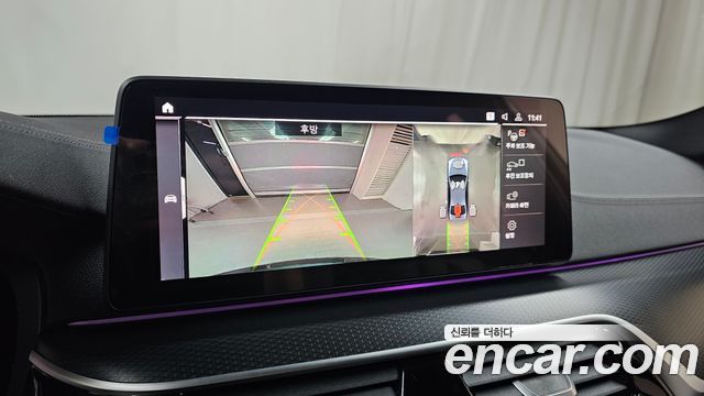 BMW 5 Series (G30) 520i M Sport 2023 — фото 14