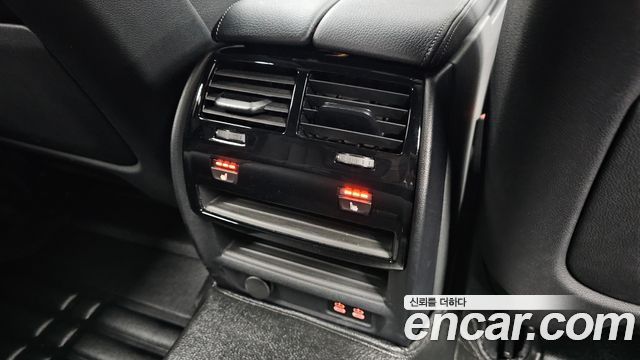 BMW 5 Series (G30) 520i M Sport 2023 — фото 31