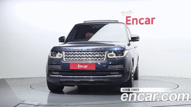 Land Rover Range Rover (IV) 4.4 SDV8 AB LWB DIESEL 2017 — фото 3