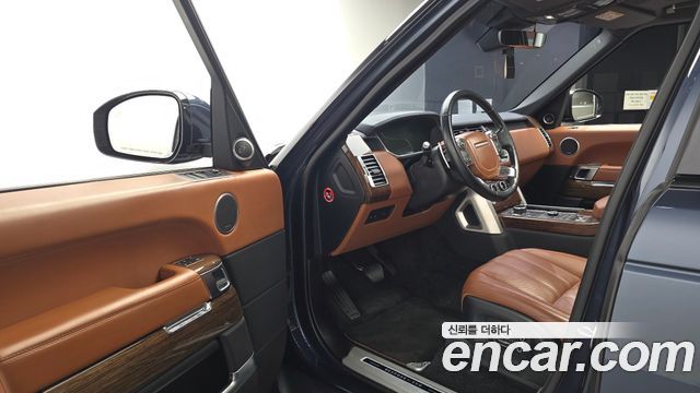 Land Rover Range Rover (IV) 4.4 SDV8 AB LWB DIESEL 2017 — фото 10