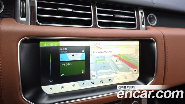 Land Rover Range Rover (IV) 4.4 SDV8 AB LWB DIESEL 2017 — фото 15