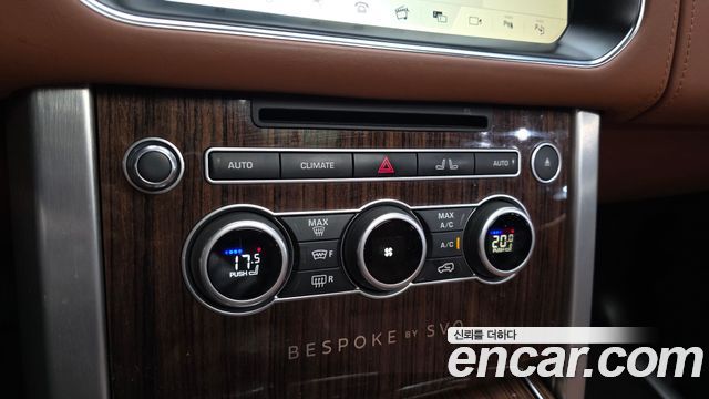 Land Rover Range Rover (IV) 4.4 SDV8 AB LWB DIESEL 2017 — фото 27