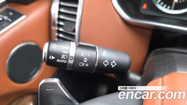 Land Rover Range Rover (IV) 4.4 SDV8 AB LWB DIESEL 2017 — фото 31