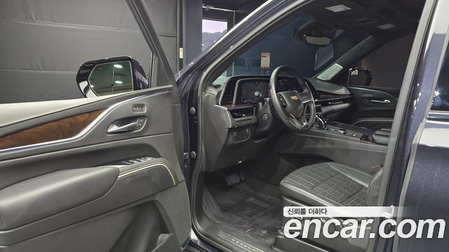 Cadillac Escalade (V) 6.2 ESV ESV Sports Platinum 2023 — фото 10