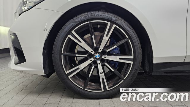 BMW 5 Series (G60) 530i xDrive M Sport 2026 — фото 5