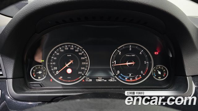 BMW 5 Series (F10) 520d M Aero Dynamic 2016 — фото 8