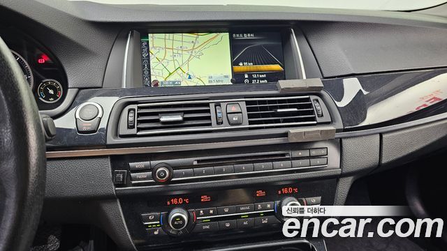 BMW 5 Series (F10) 520d M Aero Dynamic 2016 — фото 14