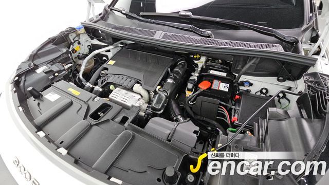 Peugeot 3008 (II) 1.2 Pure Tech Allure 2024 — фото 6