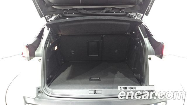 Peugeot 3008 (II) 1.2 Pure Tech Allure 2024 — фото 20