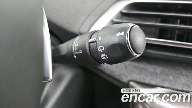 Peugeot 3008 (II) 1.2 Pure Tech Allure 2024 — фото 27