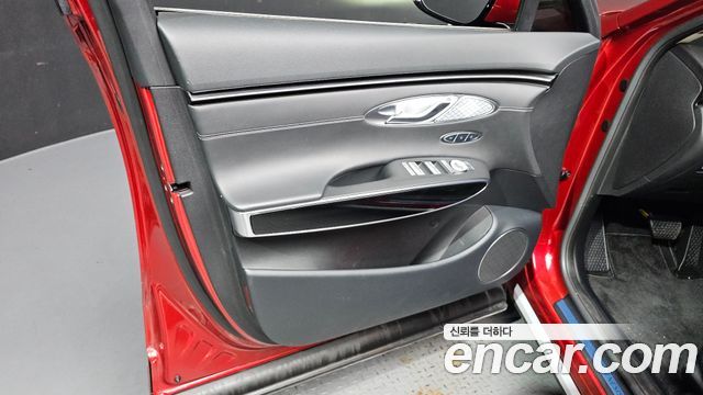 Genesis GV70 2.5T Gasoline 2WD 2024 — фото 24