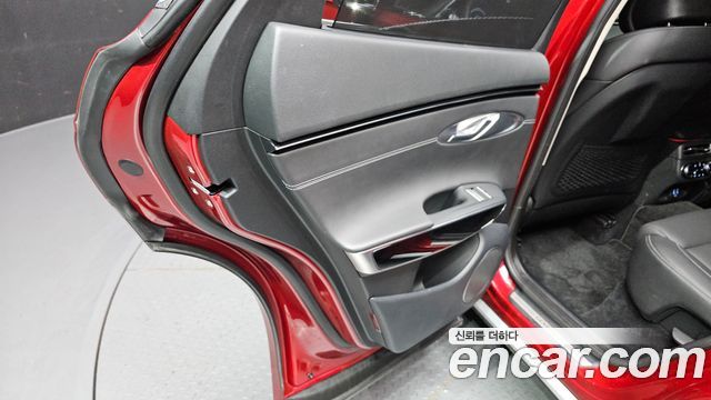Genesis GV70 2.5T Gasoline 2WD 2024 — фото 25