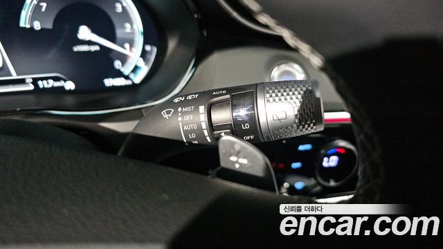 Genesis GV70 2.5T Gasoline 2WD 2024 — фото 32