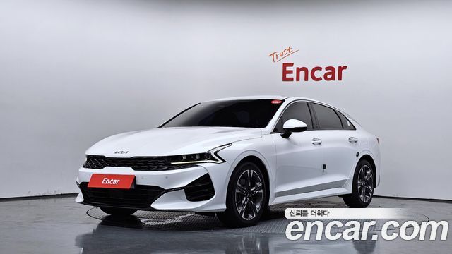 Kia K5 (III) 2.0 Prestige 2023 — фото 1