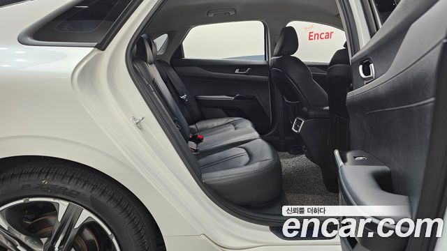 Kia K5 (III) 2.0 Prestige 2023 — фото 11