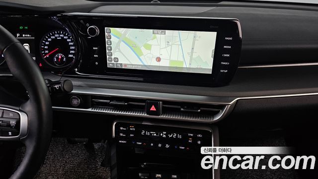 Kia K5 (III) 2.0 Prestige 2023 — фото 12