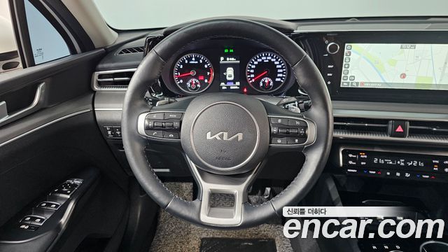 Kia K5 (III) 2.0 Prestige 2023 — фото 13