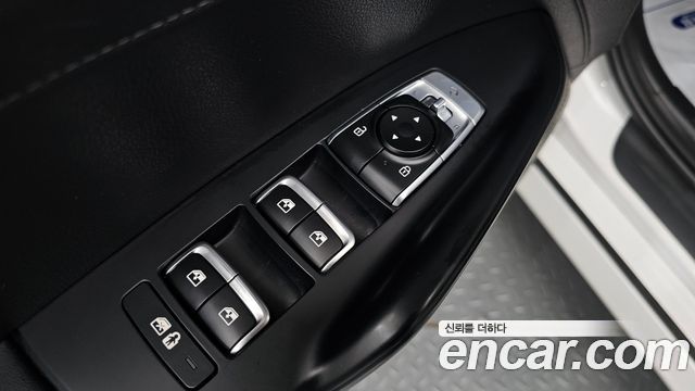 Kia K5 (III) 2.0 Prestige 2023 — фото 27
