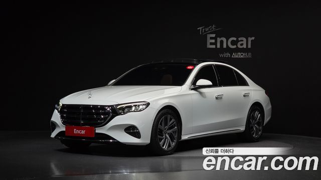 Mercedes-Benz E-Class (W214) E220d 4MATIC Exclusive