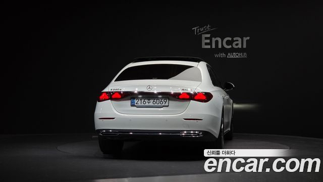 Mercedes-Benz E-Class (W214) E220d 4MATIC Exclusive 2024 — фото 4