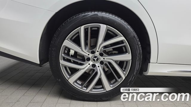 Mercedes-Benz E-Class (W214) E220d 4MATIC Exclusive 2024 — фото 5