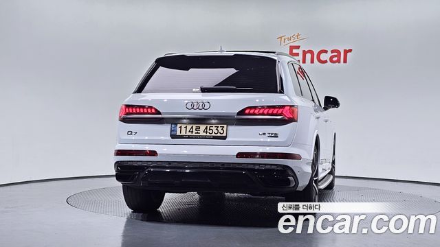 Audi Q7 (4M) 55 TFSI Quattro Premium 2021 — фото 4