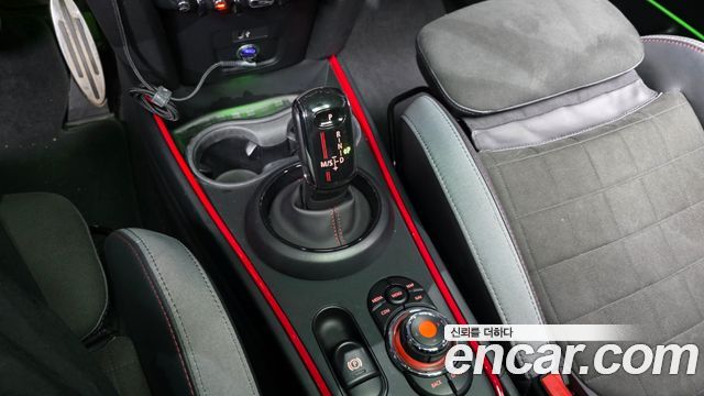MINI Cooper S Countryman JCW 2nd 2020 — фото 9