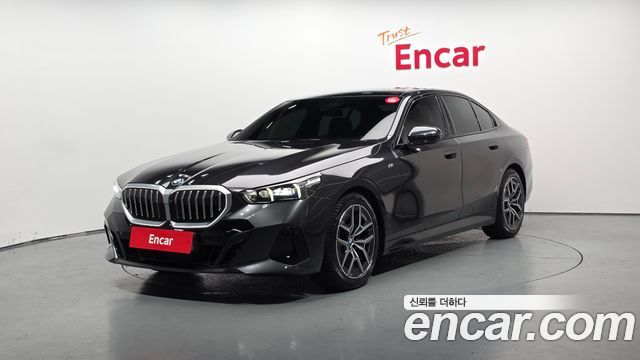 BMW 5 Series (G60) 520i M Sport