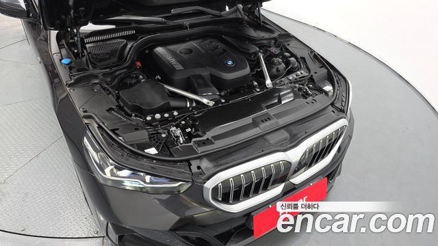BMW 5 Series (G60) 520i M Sport 2024 — фото 6