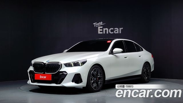 BMW 5 Series (G60) 530i xDrive M Sport Pro Special Edition