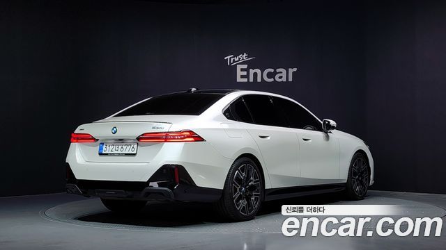 BMW 5 Series (G60) 530i xDrive M Sport Pro Special Edition 2026 — фото 2